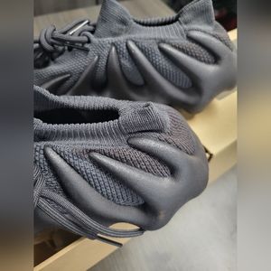 EUC Yeezy 450 size 10 black slate